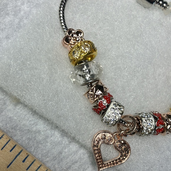 NWT. Bead bracelets - Picture 2 of 2